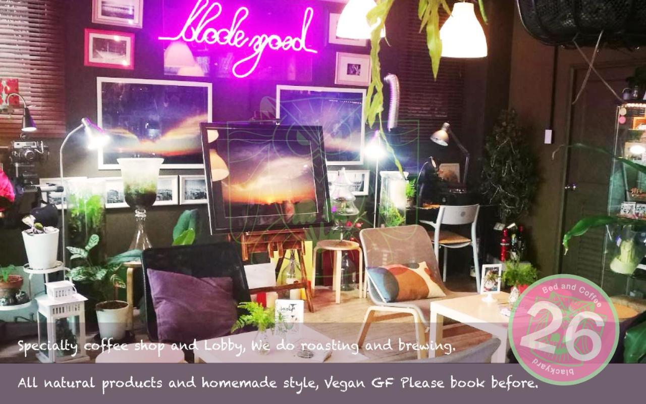 26 Bed And Coffee Aparthotel Bangsaen Екстериор снимка